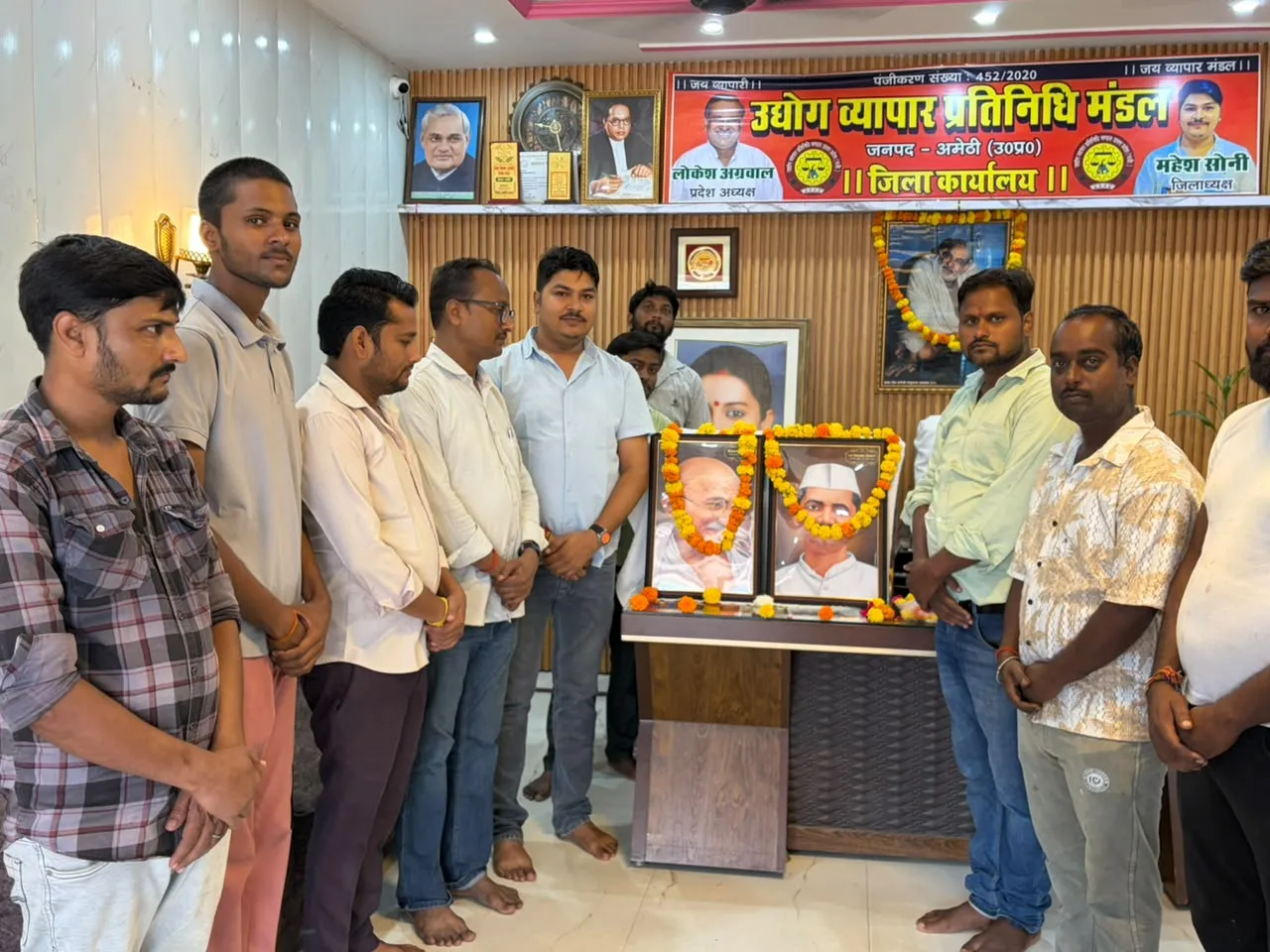 गांधी व शास्त्री जयंती पर व्यापारियों ने लिया राष्ट्रसेवा का संकल्प