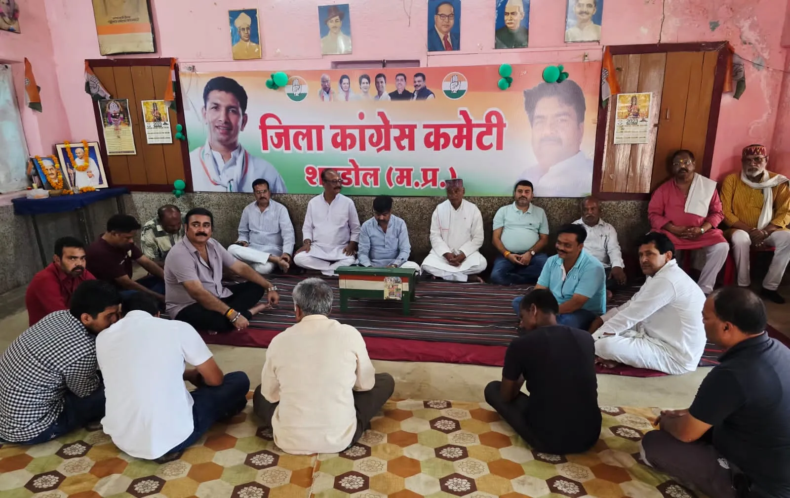 *जिला काँग्रेस कमेटी ने मनाई राष्ट्रपिता महात्मा गाँधी एवं पूर्व प्रधानमंत्री लाल बहादुर शास्त्री जी की जयंती*

*गांधी -
