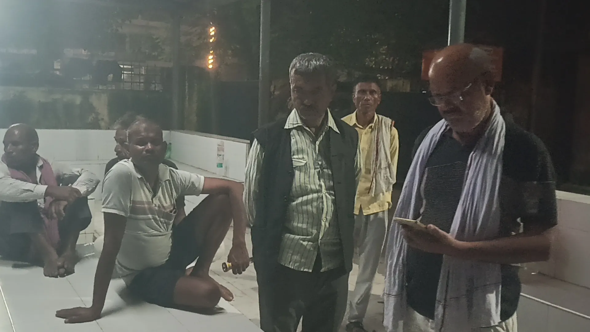 उन्नाव। बेहटामुजावर थाना क्षेत्र के मेहरवान खेड़ा निवासी हेड कांस्टेबल करन सिंह यादव (54) का बीमारी के चलते निधन