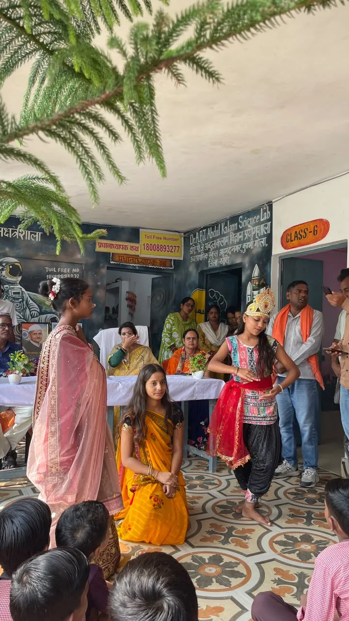 ममरी, परेली व अहमदनगर में धूमधाम से मनाई गई गांधी जयंती ध्वजारोहण के बाद मेधावी बच्चों को पुरस्कार व शील्ड देकर सम्मानित