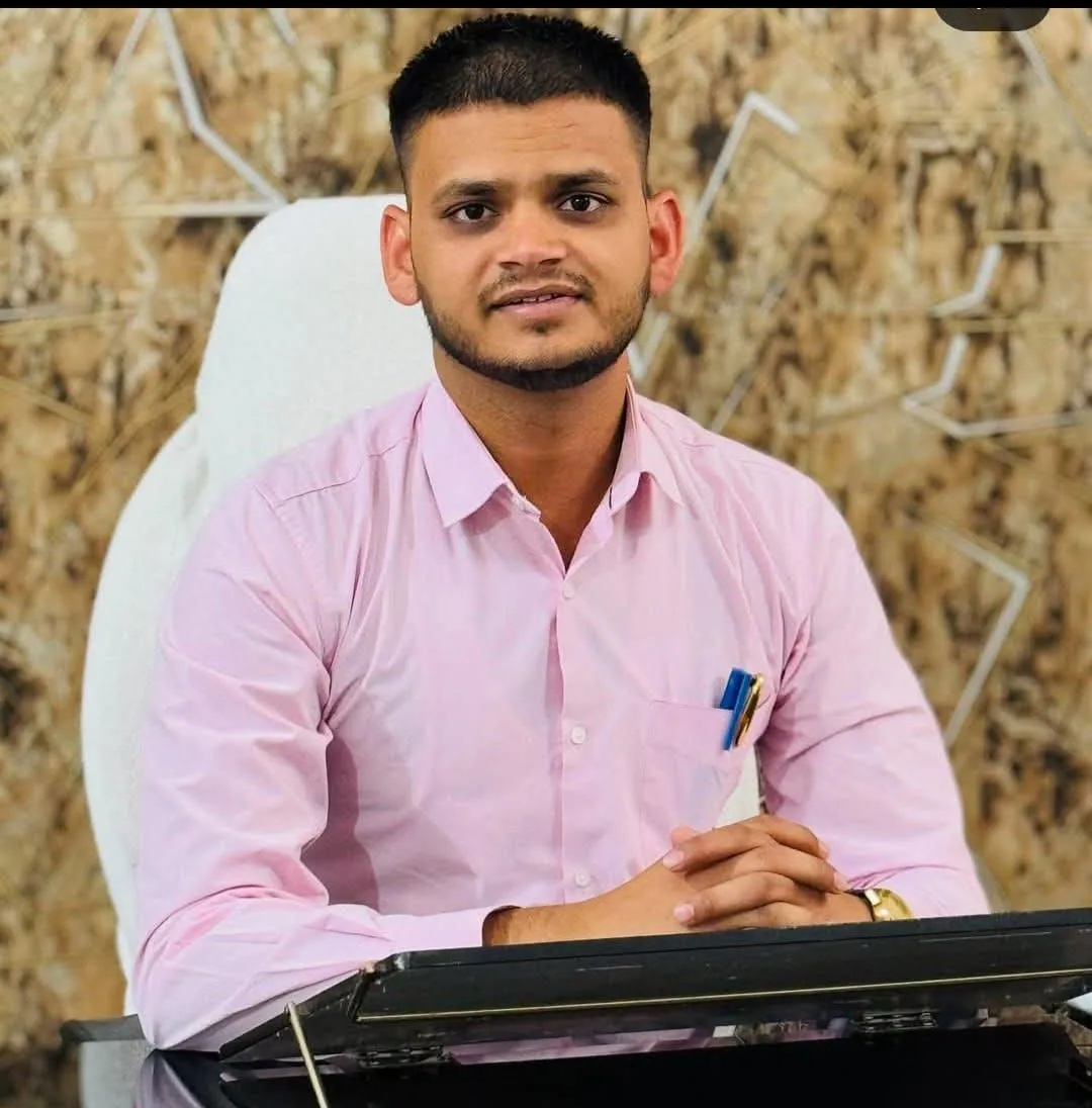 लालबत्ती का मोह नहीं, लोकसेवा का जुनून: 
FCI की नौकरी ठुकराकर IAS बनने वाले जतिन कुमार की संघर्ष-गाथा,