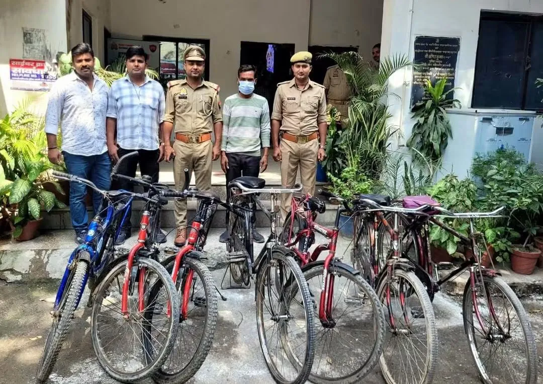 वाराणसी- BHU ट्रामा सेंटर से साइकिल चोरी करने वाला शातिर चोर गिरफ्तार, लंका पुलिस को मिली बड़ी सफलता !