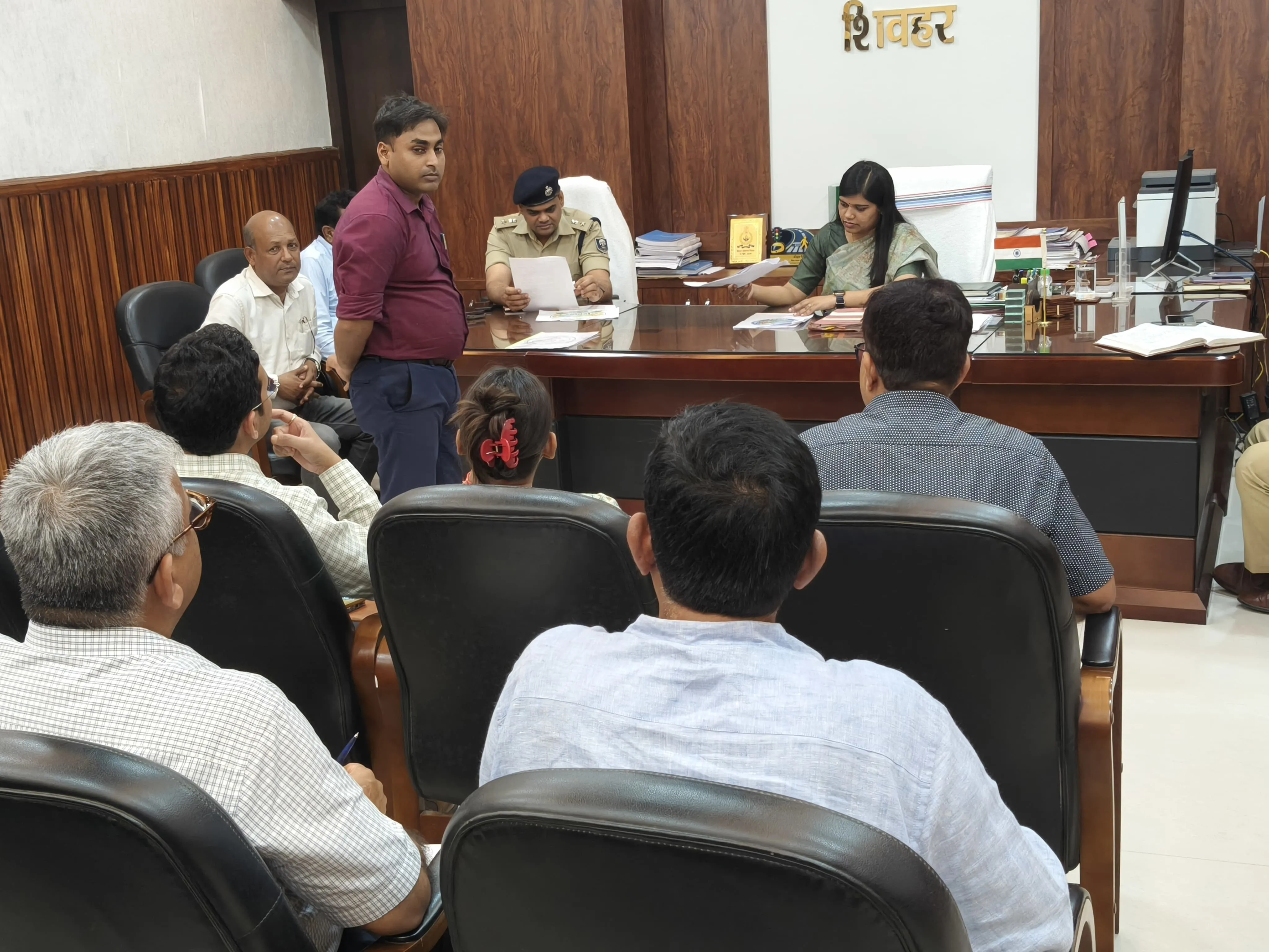 ‘मेरा शिवहर, मेरा गौरव’ थीम पर मनेगा 32वां स्थापना दिवस, डीएम-एसपी ने की  समीक्षा