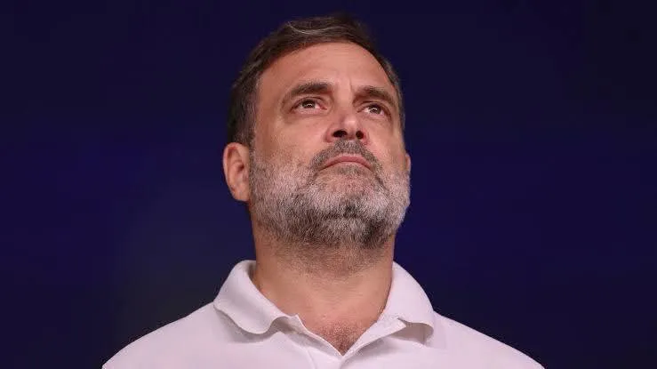 ఎలక్షన్ కమిషన్ పై 13 కోట్ల ఓట్లు తొలగింపు అంటూ Rahul Gandhi  ప్రచారం చేస్తున్నాడు . పైగా ఆ ఓట్లు తొలగింపబడ్డ వారిని కలుస