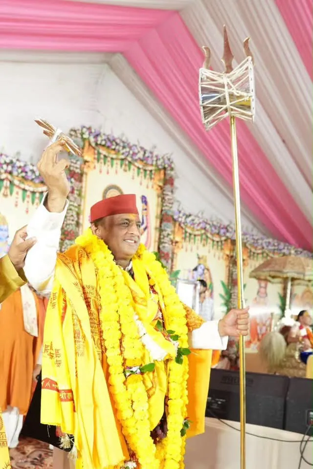 अयोध्या में श्री मद भागवत कथा में सम्मलित होने पहुंचे सपा प्रमुख श्री अखिलेश यादव जी का अयोध्या वासियों ने जोरदार स्वागत