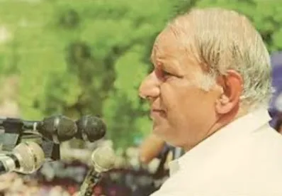 काशीराम: बहुजन समाज के महानायक

माननीय काशीराम जी की पुण्यतिथि पर श्रद्धांजलि