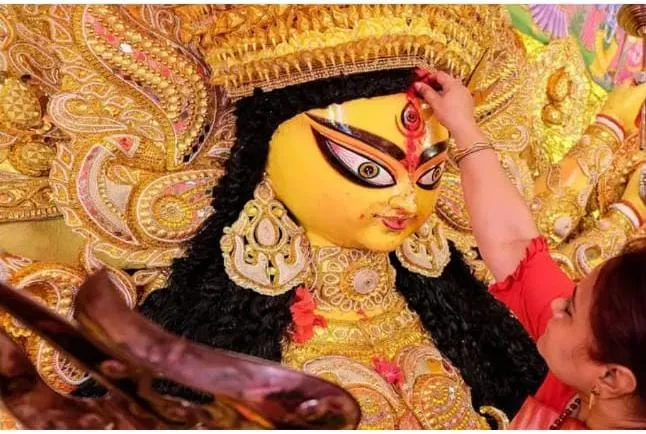 शारदीय नवरात्रि में घटस्थापना का मुहूर्त: चित्रा नक्षत्र में कब करें कलश स्थापना? जानिए शुभ समय और पूजा-विधि