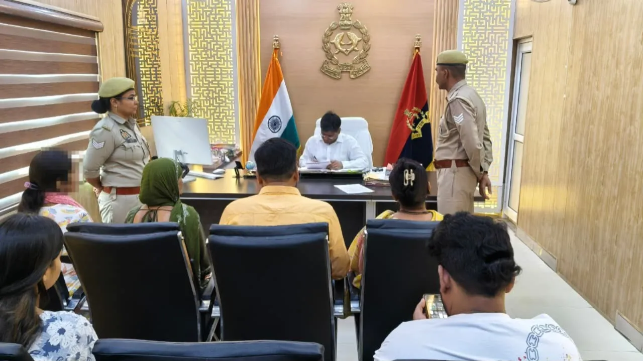 शिकायतों के निस्तारण में लापरवाही बर्दाश्त नहीं, डीसीपी सिटी ने सुनी फरियादियों की समस्याएं