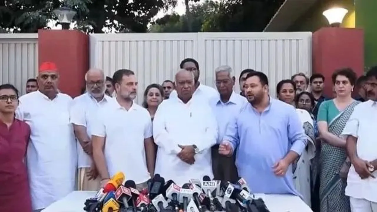 _*'CEC ज्ञानेश कुमार ने लोकतंत्र को कुचलने का काम किया है', INDI गठबंधन की प्रेस कॉन्फ्रेंस में बोले नेता*