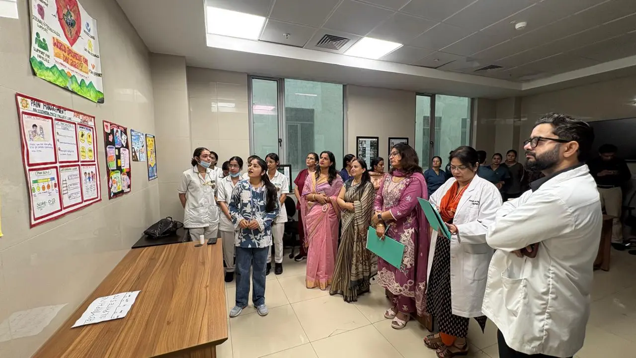 AIIMS जम्मू में प्रशामक देखभाल को लेकर जागरूकता कार्यक्रम आयोजित, नुक्कड़ नाटक और पोस्टर प्रतियोगिता से दिया दर्द प्रबंध