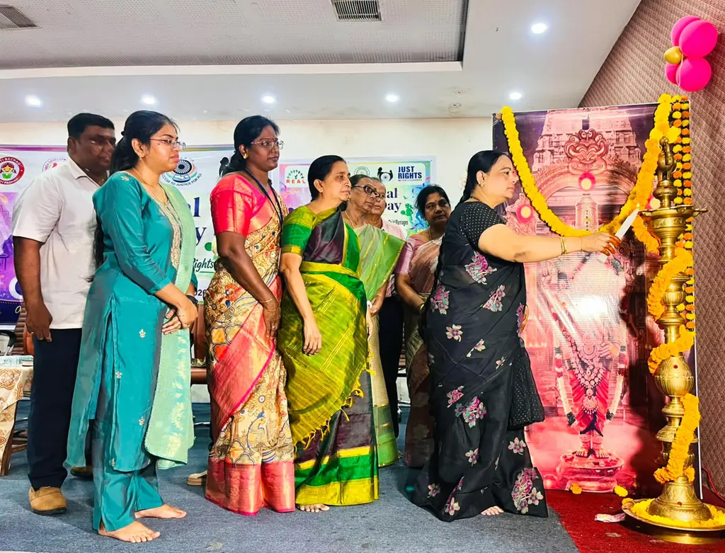 लड़कियों की सुरक्षा और अधिकारों के बारे में जागरूकता फैलानी चाहिए
SV फार्मेसी कॉलेज ने इंटरनेशनल गर्ल चाइल्ड डे मनाया