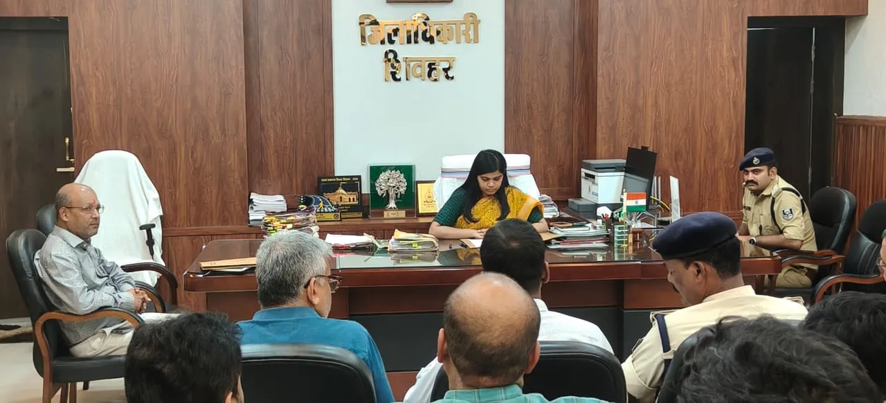यातायात नियम तोड़ने वालों पर गिरेगी गाज, अतिक्रमण और अवैध पार्किंग पर डीएम सख्त