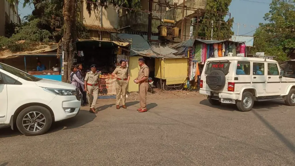 पांढुर्णा में त्योहारों को लेकर पुलिस सख्त,सुरक्षा व्यवस्था पर एसपी की नजर