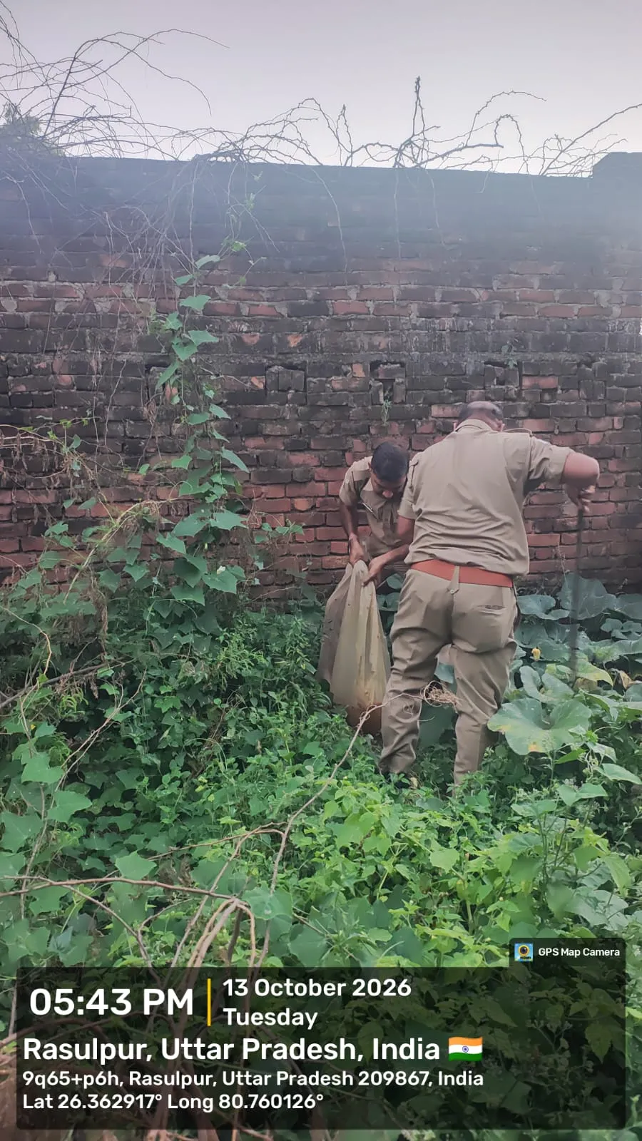 उन्नाव में आबकारी विभाग की छापेमारी, 22 लीटर कच्ची शराब बरामद; 200 किलो महुआ लहन नष्ट