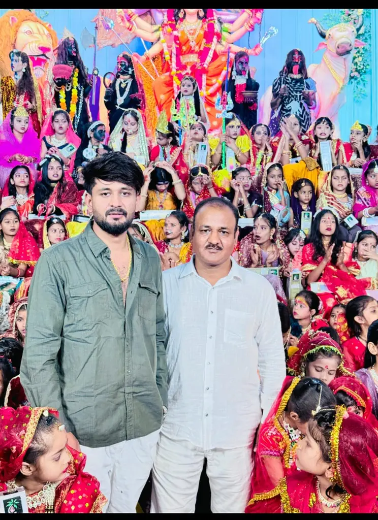 *हिंदू-मुस्लिम एकता की मिसाल बने मकसूद खान, नवरात्रि पंचमी पर 551 कन्याओं का किया पूजन*