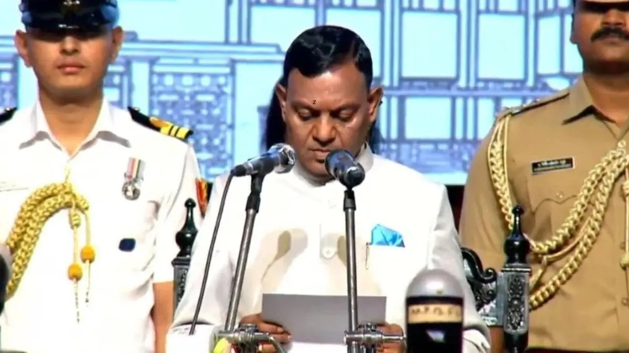 ODISHA : ब्रजमोहन राम ने ओडिशा के राज्यपाल के रूप में ली शपथ, हरीश टंडन ने दिलाई पद एवं गोपनीयता की शपथ