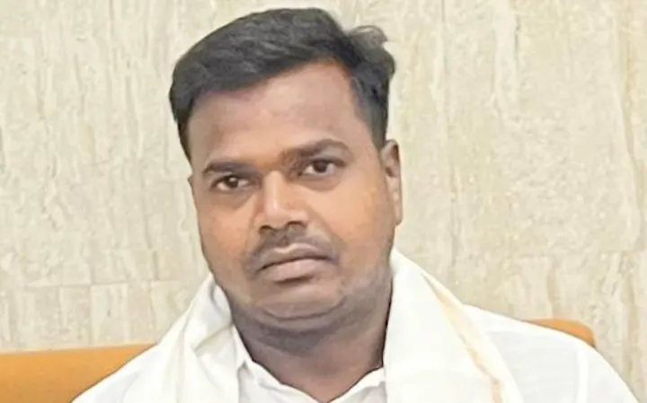 JAMSHEDPUR : जमशेदपुर महानगर के प्रथम अध्यक्ष बने परविंदर सिंह जी को हार्दिक बधाई - राकेश साहू
