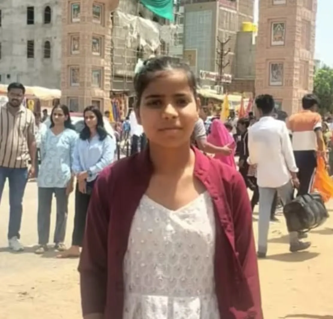 5 पेड़ लगाए ।