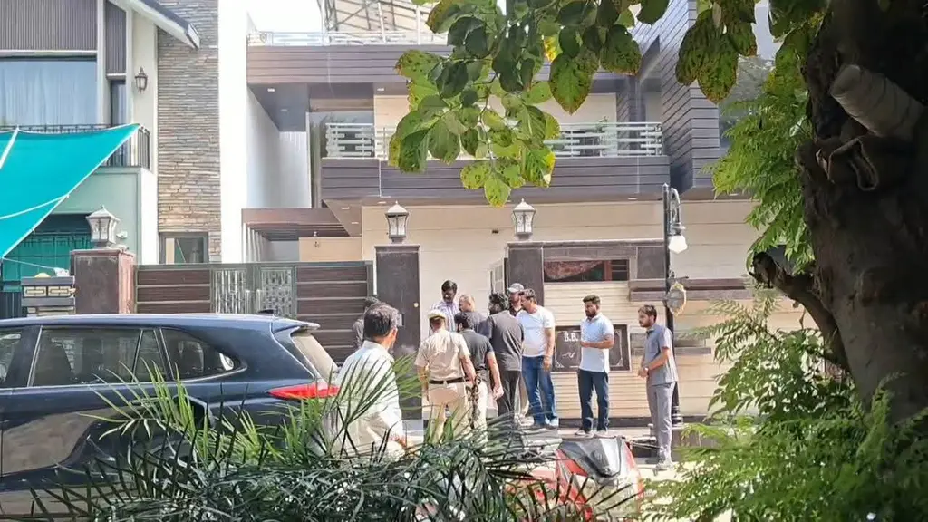 सिरसा में डेढ़ करोड़ की बड़ी लूट!