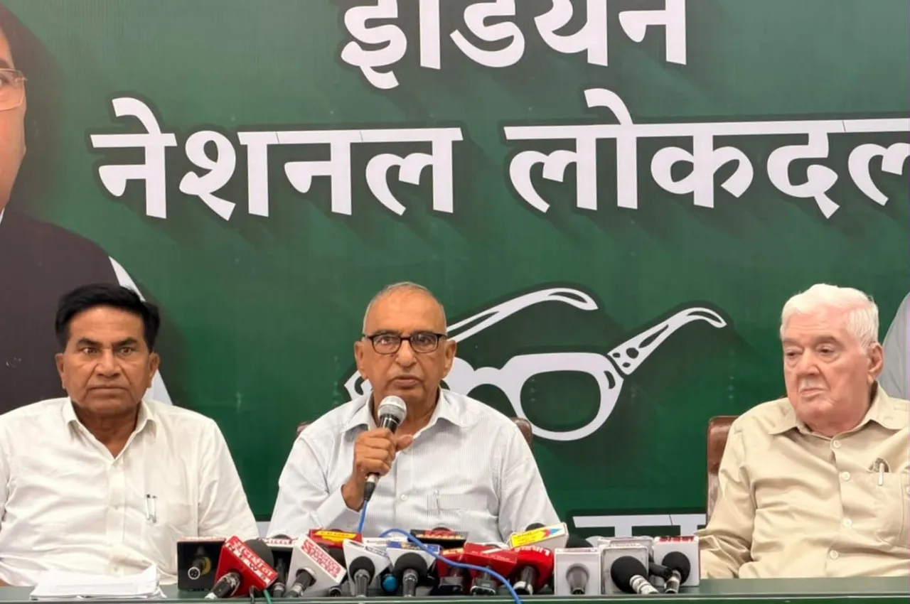 बिजली वितरण का निजीकरण जनविरोधी फैसला, मुख्यमंत्री धारा 108 का इस्तेमाल कर लाइसेंस रद्द करें: प्रो. संपत सिंह