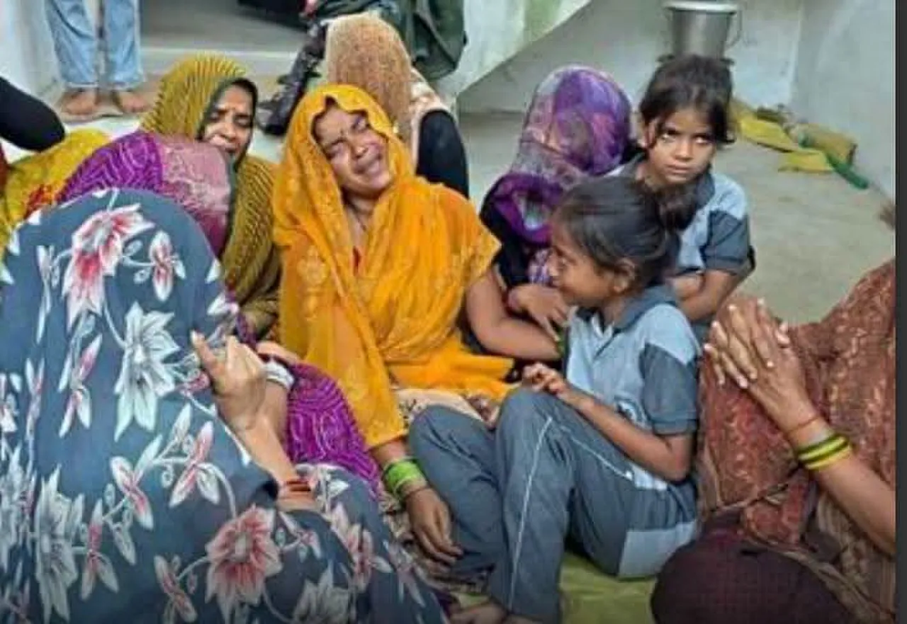 ब्रेकिंग न्यूज आगरा: फतेहाबाद में भाजपा आईटी सेल मंडल संयोजक के भाई की गला रेतकर हत्या, दोस्त पर आरोप