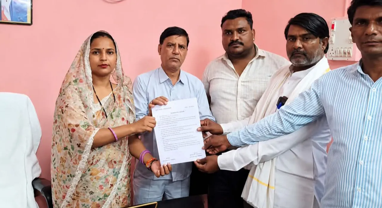 सपोटरा नगरपालिका में 13 दिनों से जारी सफाई कर्मियों की हड़ताल समाप्त, मांगों पर बनी सहमति