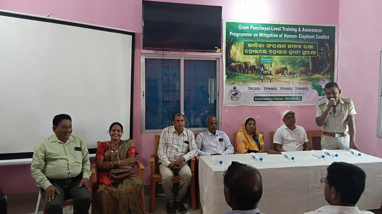 ହାତୀ –ମଣିଷ ସଂଘର୍ଷ ଉପରେ ସଚେତନତା ଶିବିର