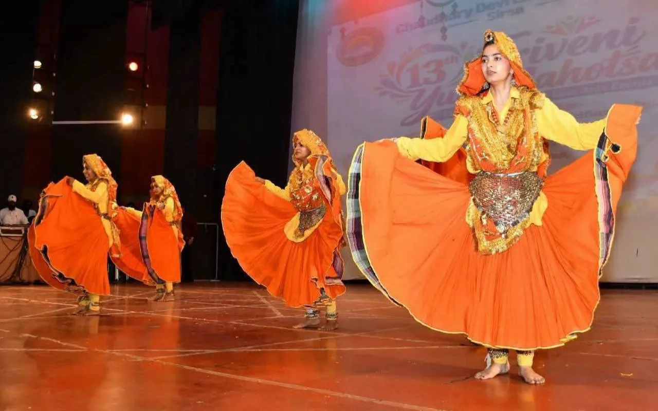 सीडीएलयू में त्रिवेणी युवा महोत्सव शुरू, लोक संस्कृति के रंगों से सजा परिसर