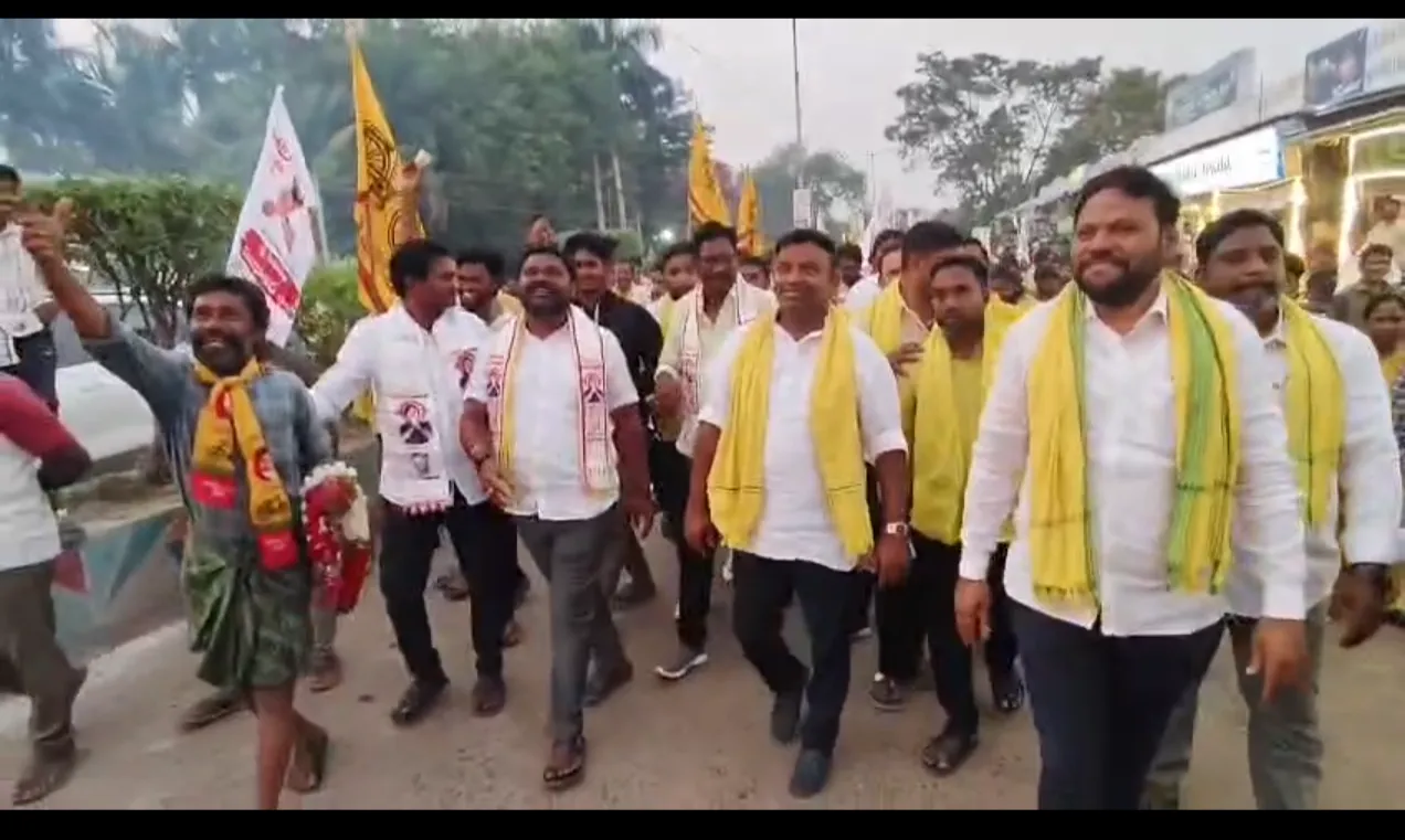 నంద్యాల: 41 వ వార్డులో కూటమి అభ్యర్థికి మద్దతుగా ప్రచారంలో లో పాల్గొన నంద్యాల జిల్లా టీడీపి ప్రధాన కార్యదర్శి NMD ఫిరోజ్