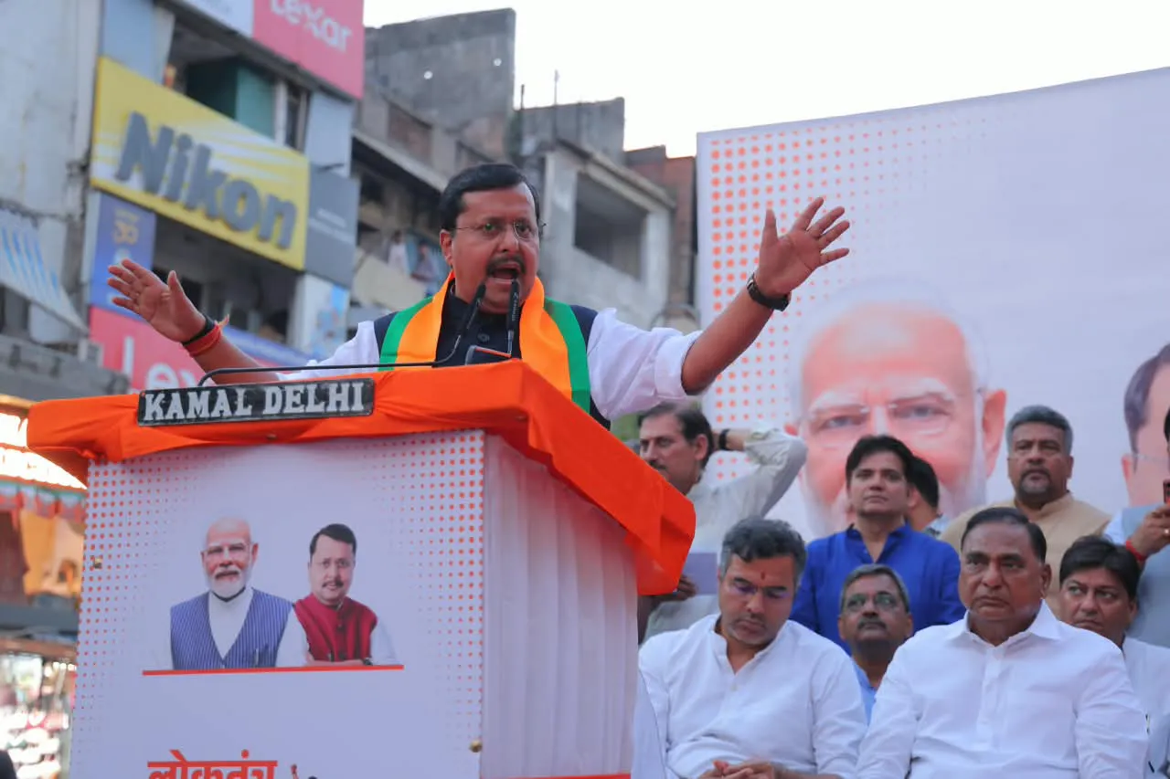 लोकतंत्र सुरक्षित हाथों में है और लोकतंत्र के प्रति जनता का विश्वास प्रधानमंत्री श्री नरेंद्र मोदी जी के साथ है ।