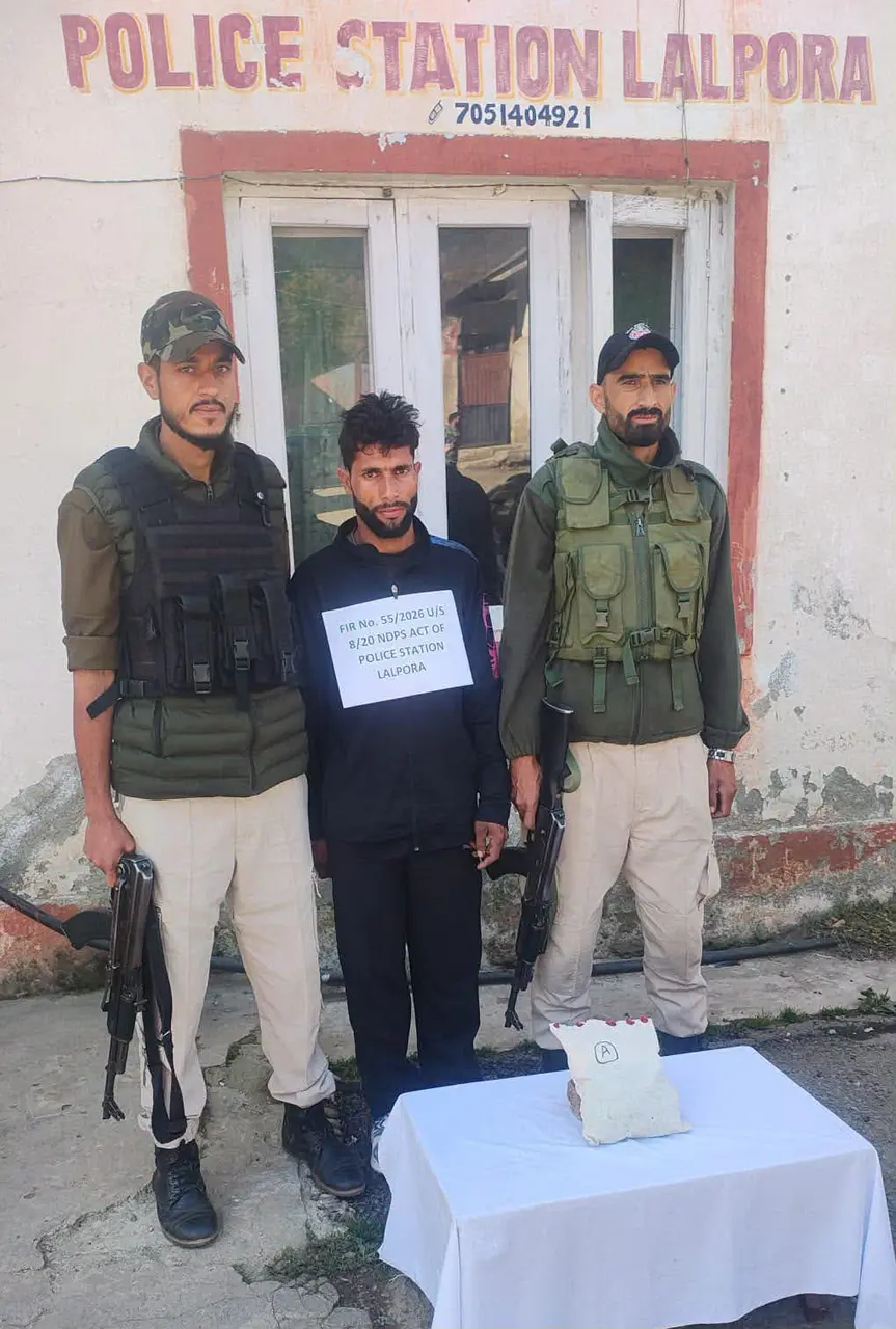 “1015 gm charas like substance seized by Kupwara Police, accused arrested ”

KUPWARA , October 28:
Continuing its effort