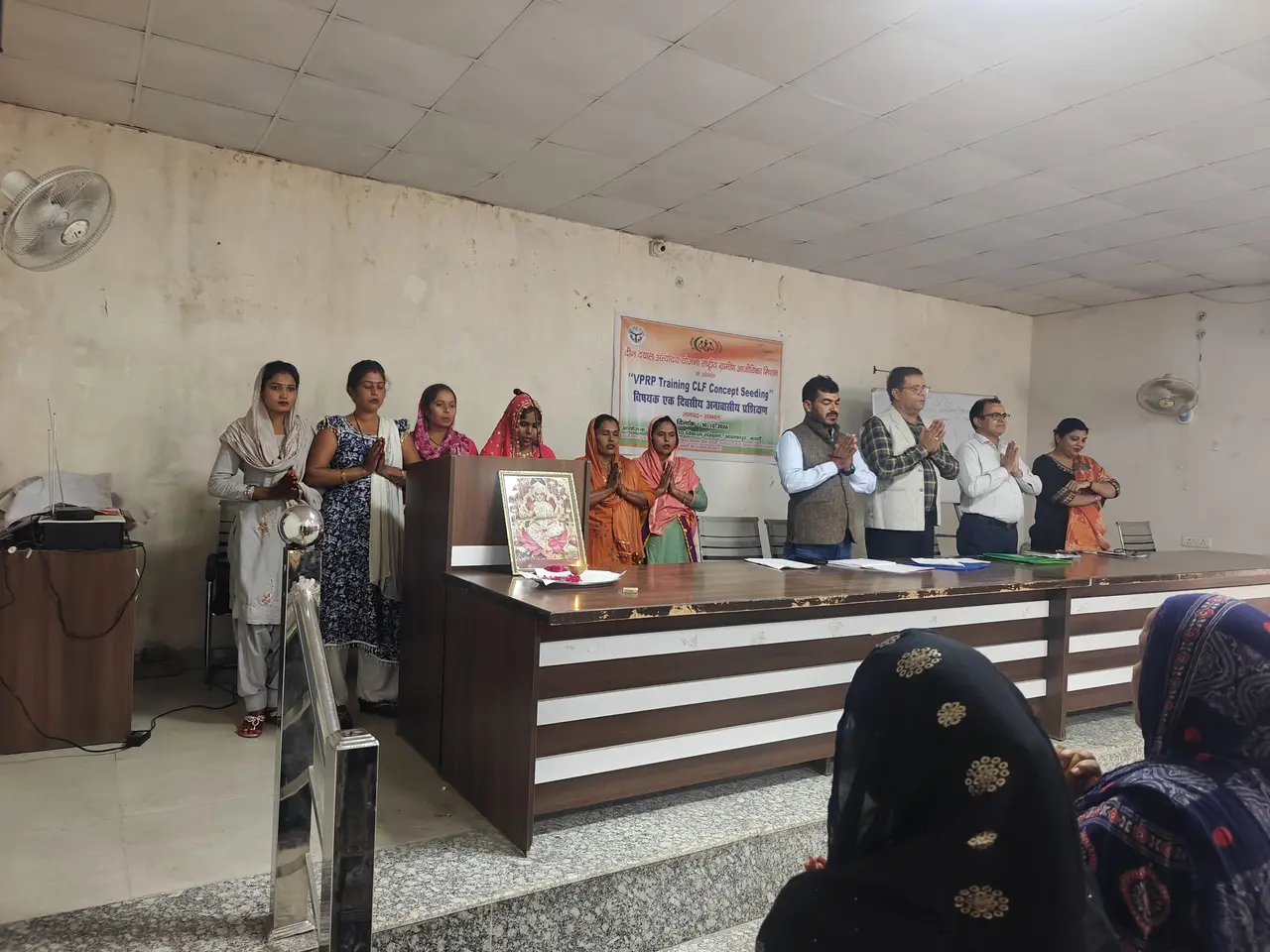 दीप प्रज्ज्वलन के साथ वीपीआरपी प्रशिक्षण का शुभारंभ