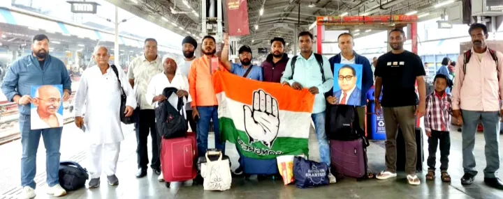 JAMSHEDPUR : परविंदर सिंह के नेतृत्व में दिल्ली रवाना हुए कांग्रेस कार्यकर्ता