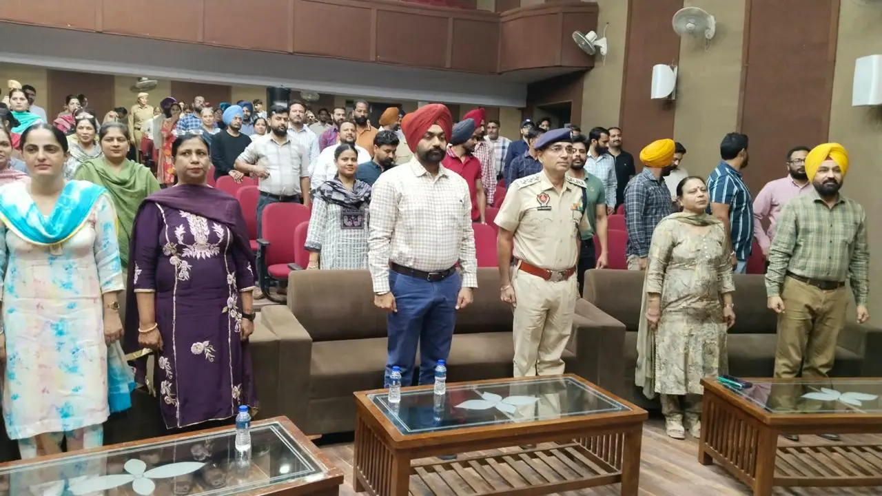 ਸਰਕਾਰੀ ਰਾਜਿੰਦਰਾ ਕਾਲਜ ਵਿਖੇ ਰਾਸ਼ਟਰੀ ਏਕਤਾ ਦਿਵਸ ਮਨਾਇਆ