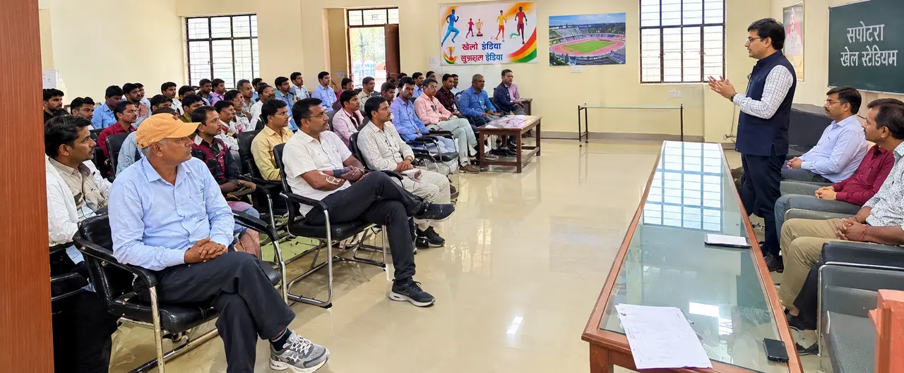 राजकीय पीजी महाविद्यालय सपोटरा में नई किरण अभियान में विद्यार्थियों को नशा मुक्ति का दिया संदेश