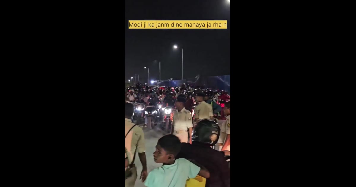 🚨 पटना मरीन ड्राइव पर दीप प्रज्वलन कार्यक्रम के दौरान ट्रैफिक जाम, एंबुलेंस फंसने का दावा