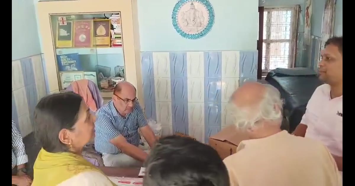 शहडोल में स्वास्थ्य विभाग का बड़ा एक्शन बुढ़ार में दो अवैध क्लिनिक सील, एक्सपायरी दवाएं  दूसरे डॉक्टर के नाम पर इलाज, फि