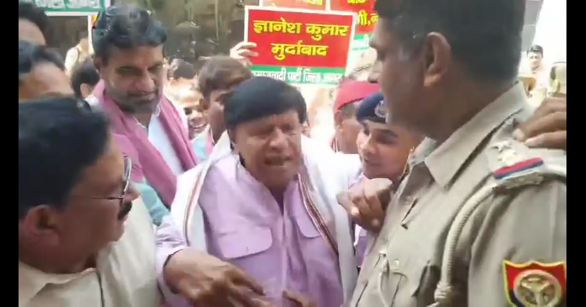 ब्रेकिंग न्यूज आगरा में राज्यसभा सांसद रामजीलाल सुमन हाउस अरेस्ट