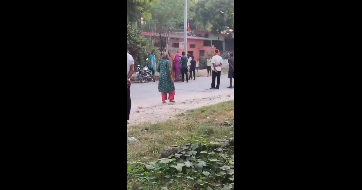 जालौन

जालौन में सामुदायिक शौचालय को लेकर दो पक्षों में हुआ विवाद,

दोनों पक्षों के बीच विवाद के बाद हुई जमकर मारपीट