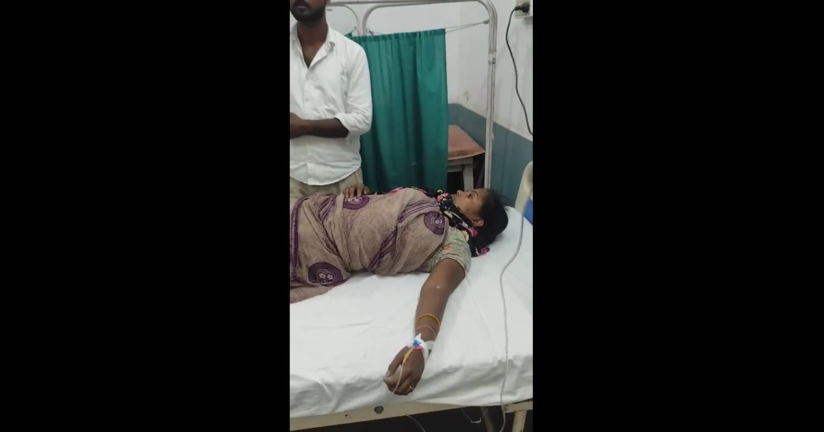 ब्रेकिंग जालौन
सांप के काटने से महिला की हालत बिगड़ी,
महिला घर के कमरे में जा रही थीं,