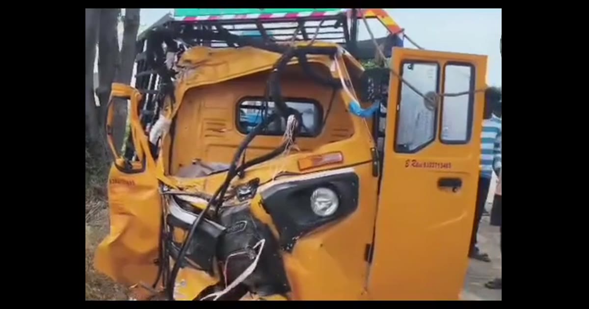 मेलू माई क्रॉस पर ऑटो-लॉरी की टक्कर.. दो घायल