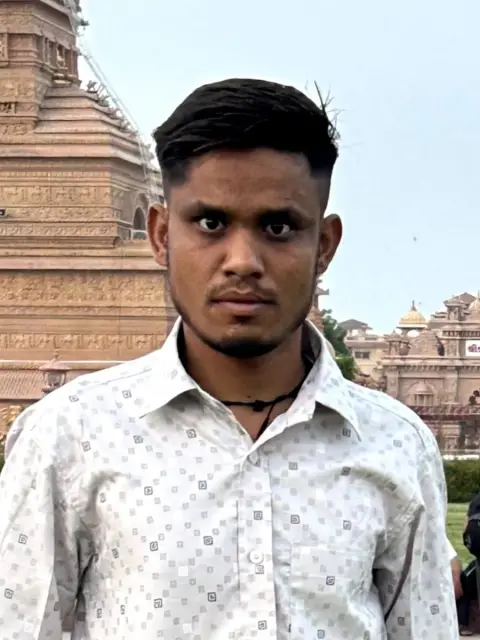 Ninama Vikrambhai Rakeshbhai
