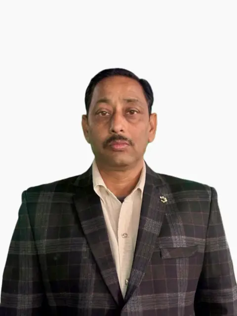 Praveen Kumar saxena